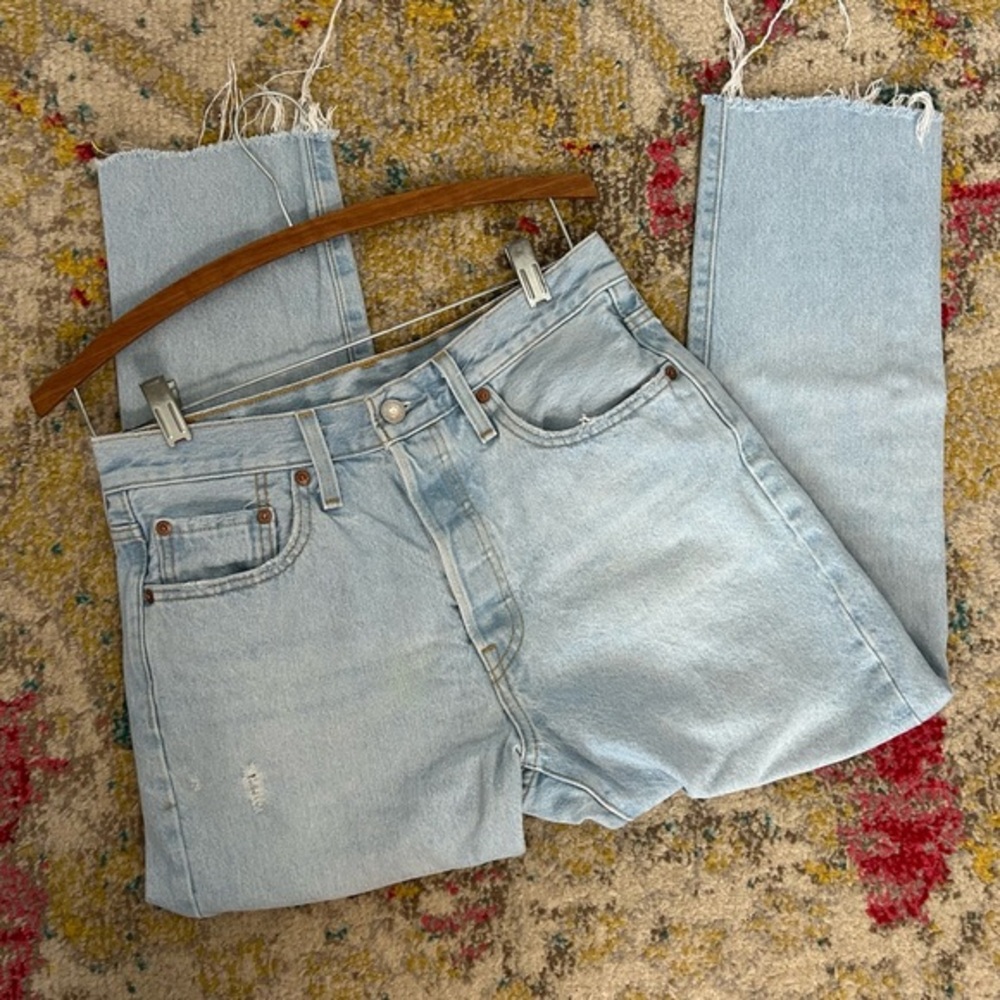 Levi’s 501 Light Wash Distressed Button Fly Raw Hem 29